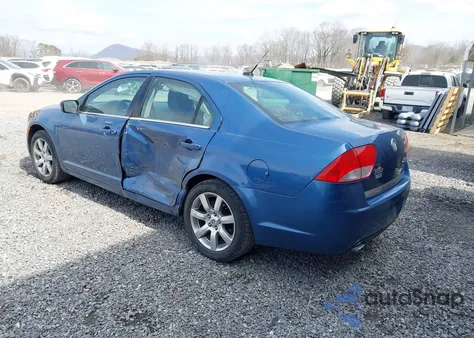 2010 Mercury Milan z USA, uszkodzony, nr VIN 3MEHM03G1AR651590